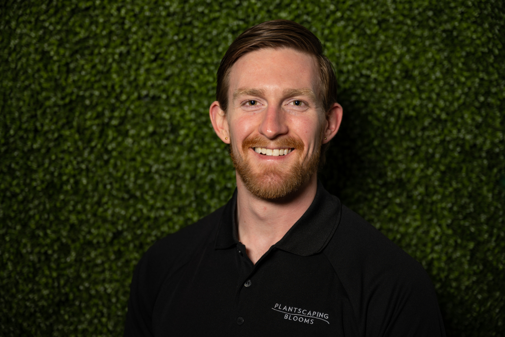 Dustin, Installation Engineer